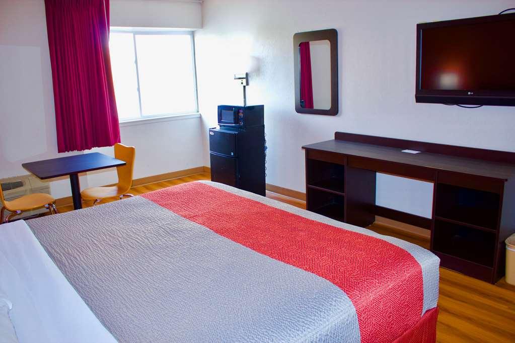 Motel 6-New Stanton, Pa Room photo
