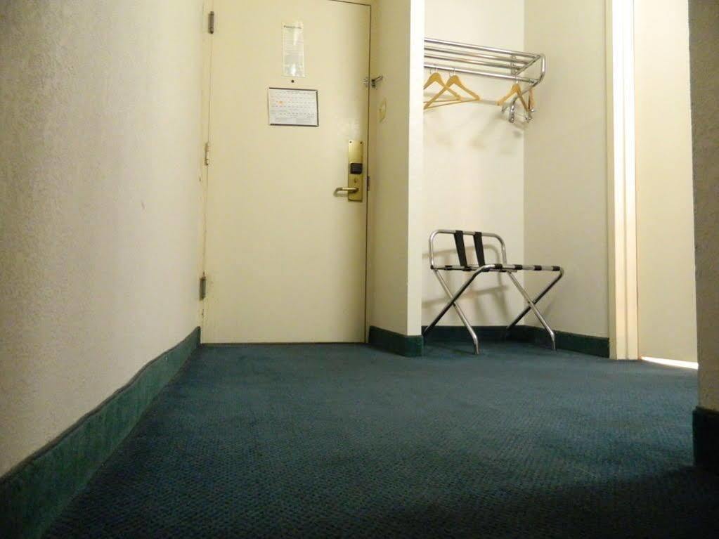 Motel 6-New Stanton, Pa Exterior photo