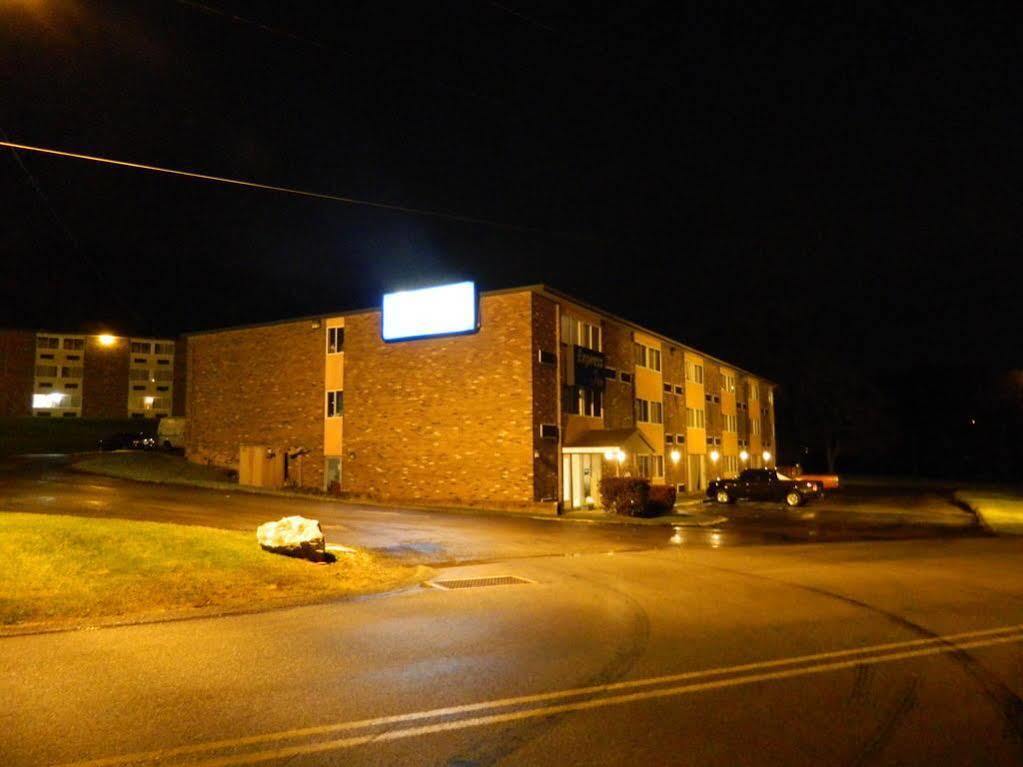 Motel 6-New Stanton, Pa Exterior photo
