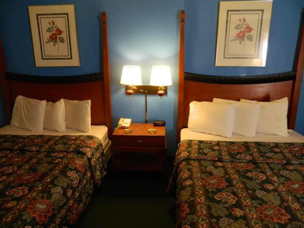 Motel 6-New Stanton, Pa Exterior photo