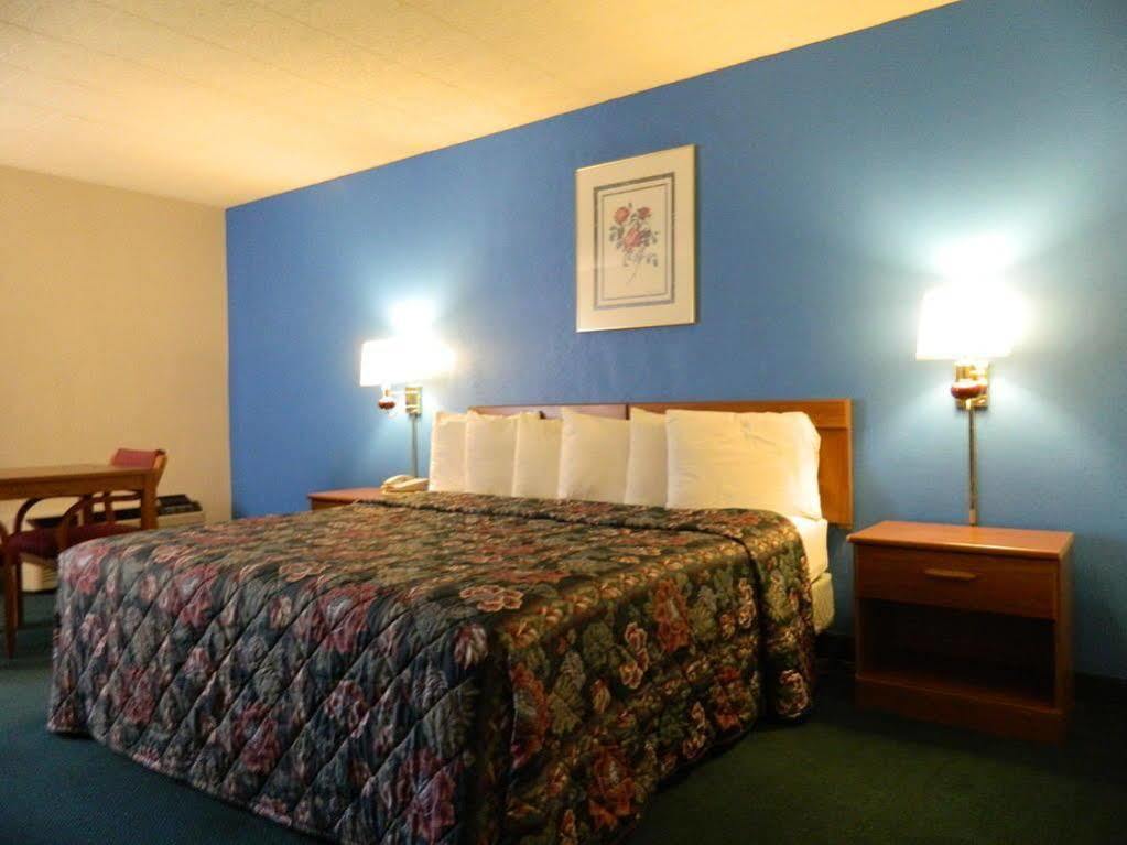 Motel 6-New Stanton, Pa Exterior photo